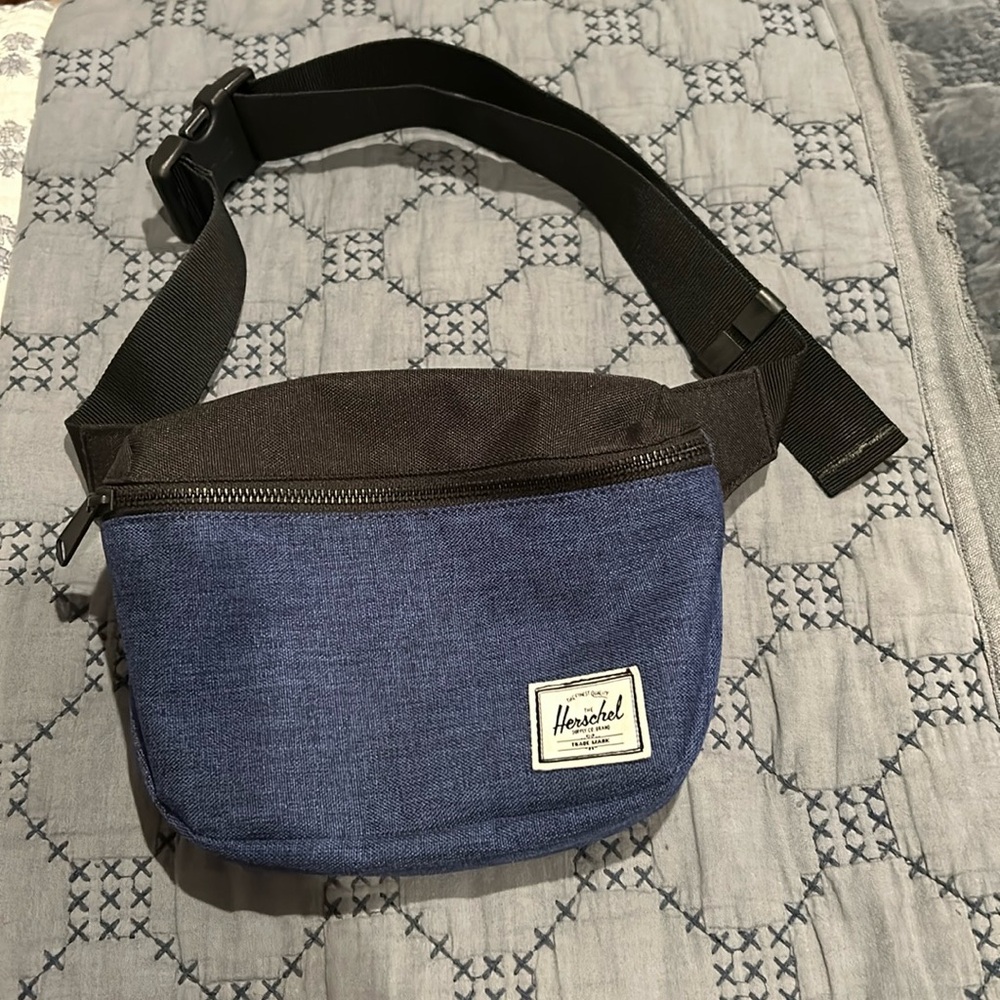 Herschel Waist Pack, New without tags